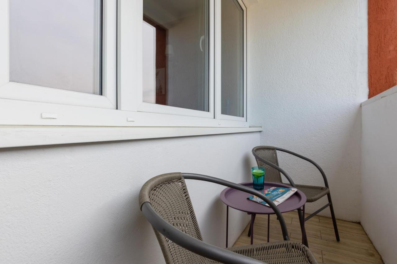 Apartaments Solec 79 By Noclegi Renters Varsovia Exterior foto