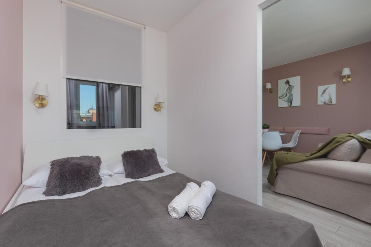 Apartaments Solec 79 By Noclegi Renters Varsovia Exterior foto