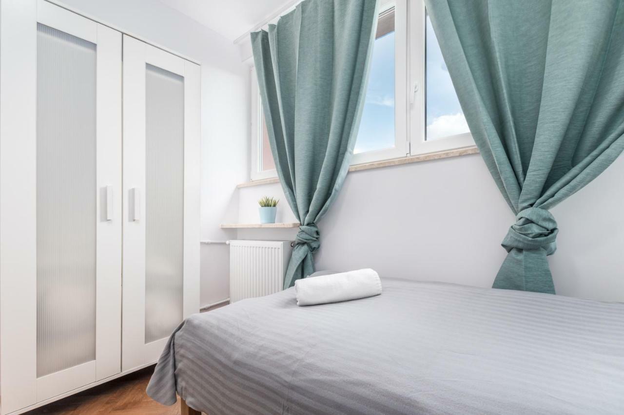 Apartaments Solec 79 By Noclegi Renters Varsovia Exterior foto